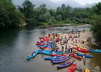 Descenso en canoa por el río Sella